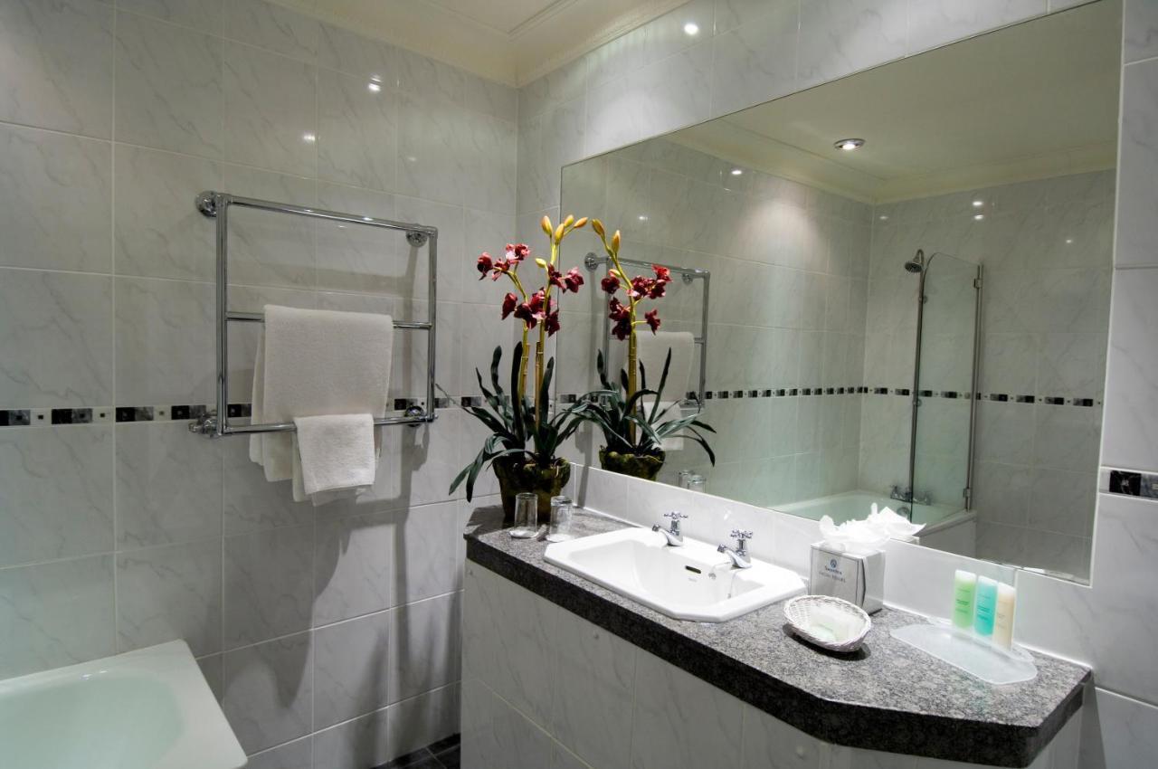 Miskin Manor Hotel Hensol Zewnętrze zdjęcie