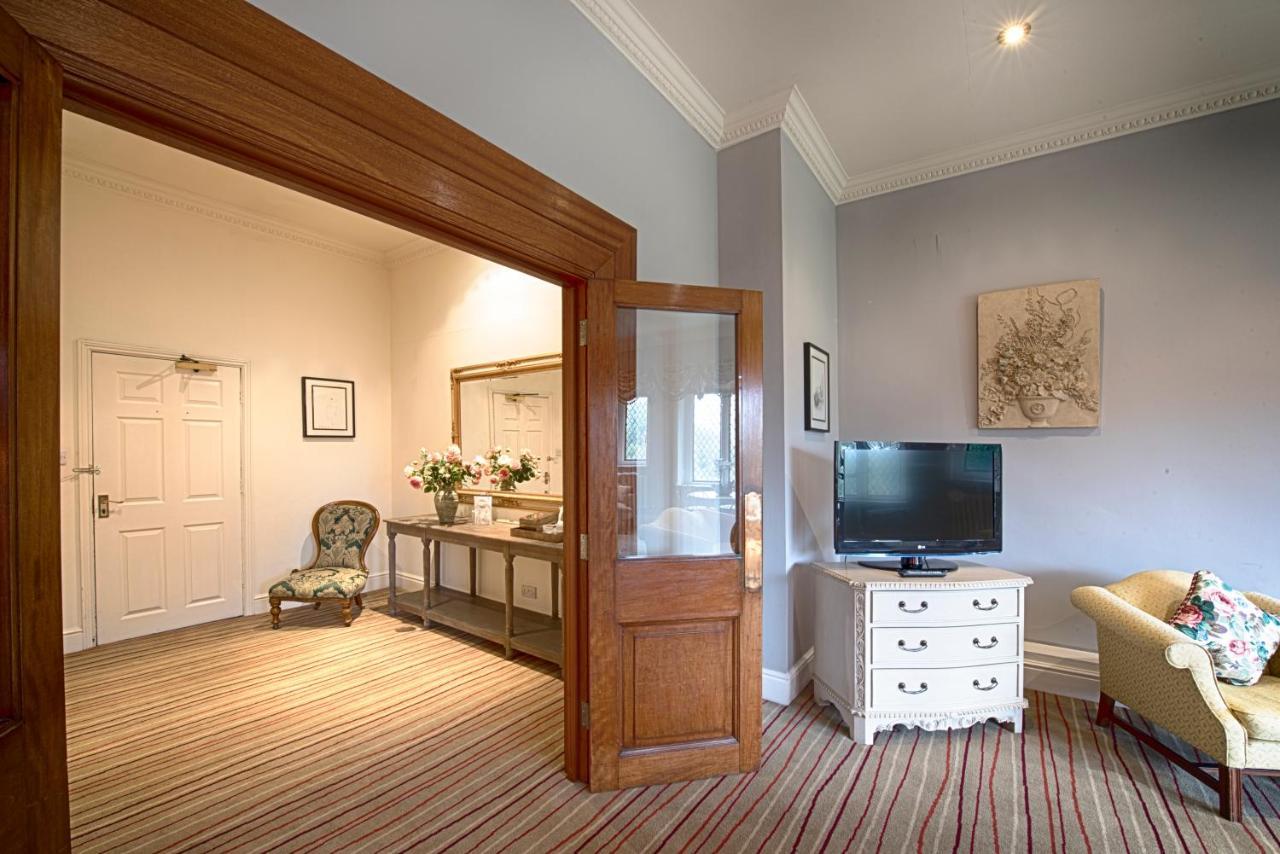 Miskin Manor Hotel Hensol Zewnętrze zdjęcie