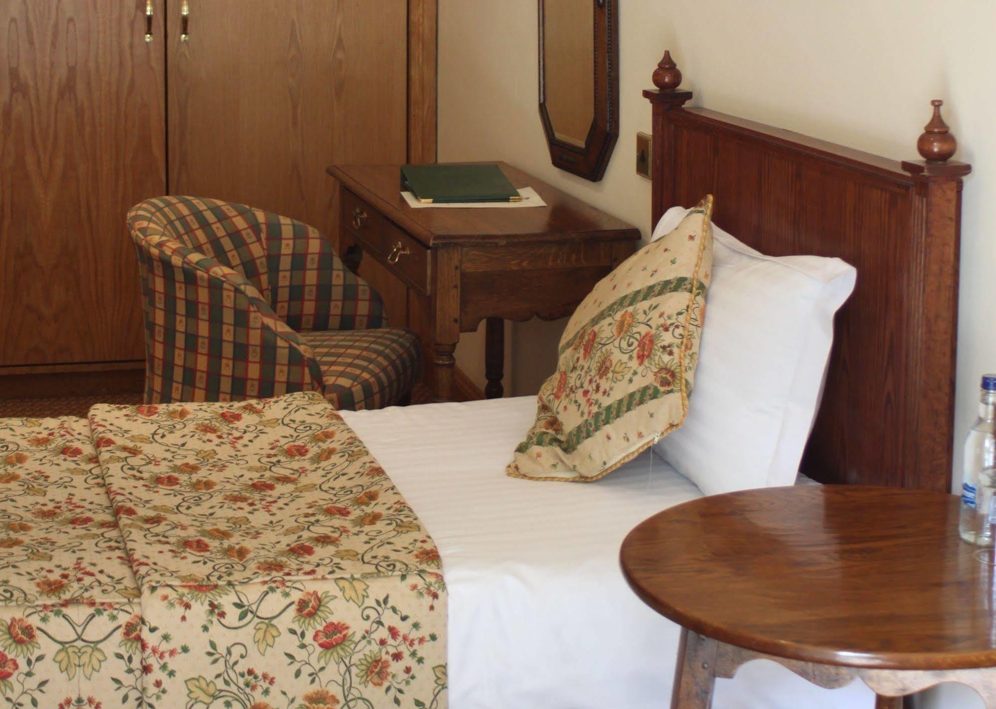 Miskin Manor Hotel Hensol Zewnętrze zdjęcie