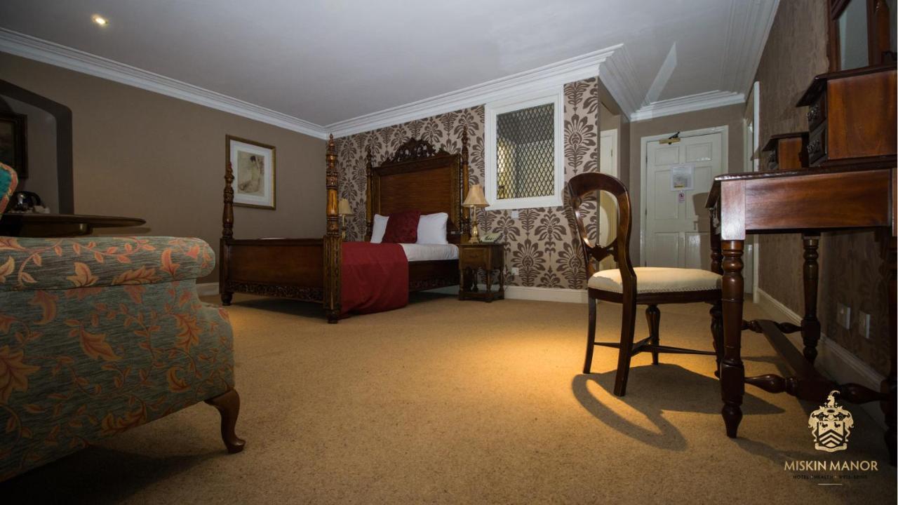 Miskin Manor Hotel Hensol Zewnętrze zdjęcie