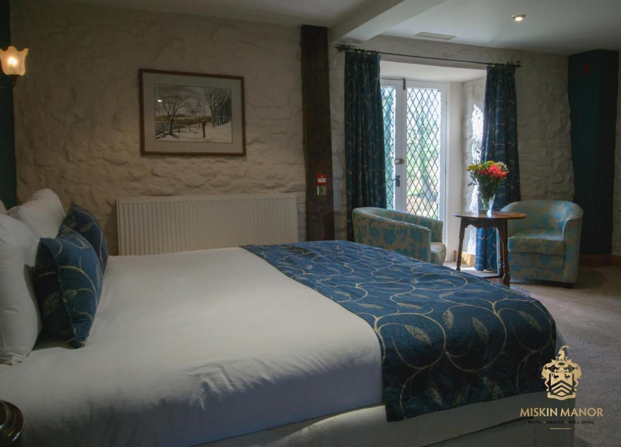 Miskin Manor Hotel Hensol Zewnętrze zdjęcie