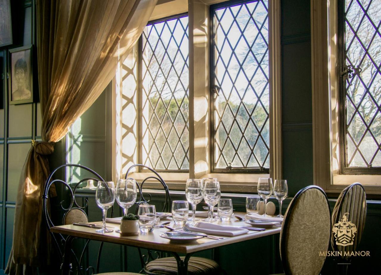Miskin Manor Hotel Hensol Zewnętrze zdjęcie